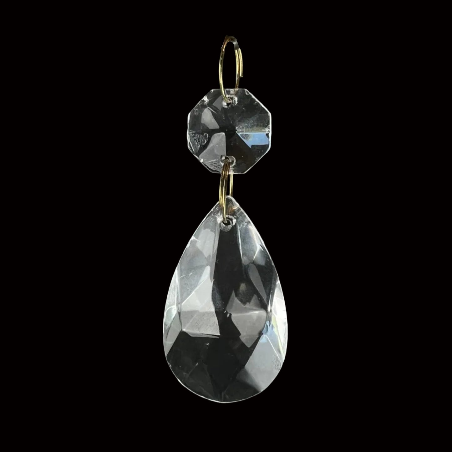 1-1/2" Clear Teardrop w/ Top Bead (Blemished)