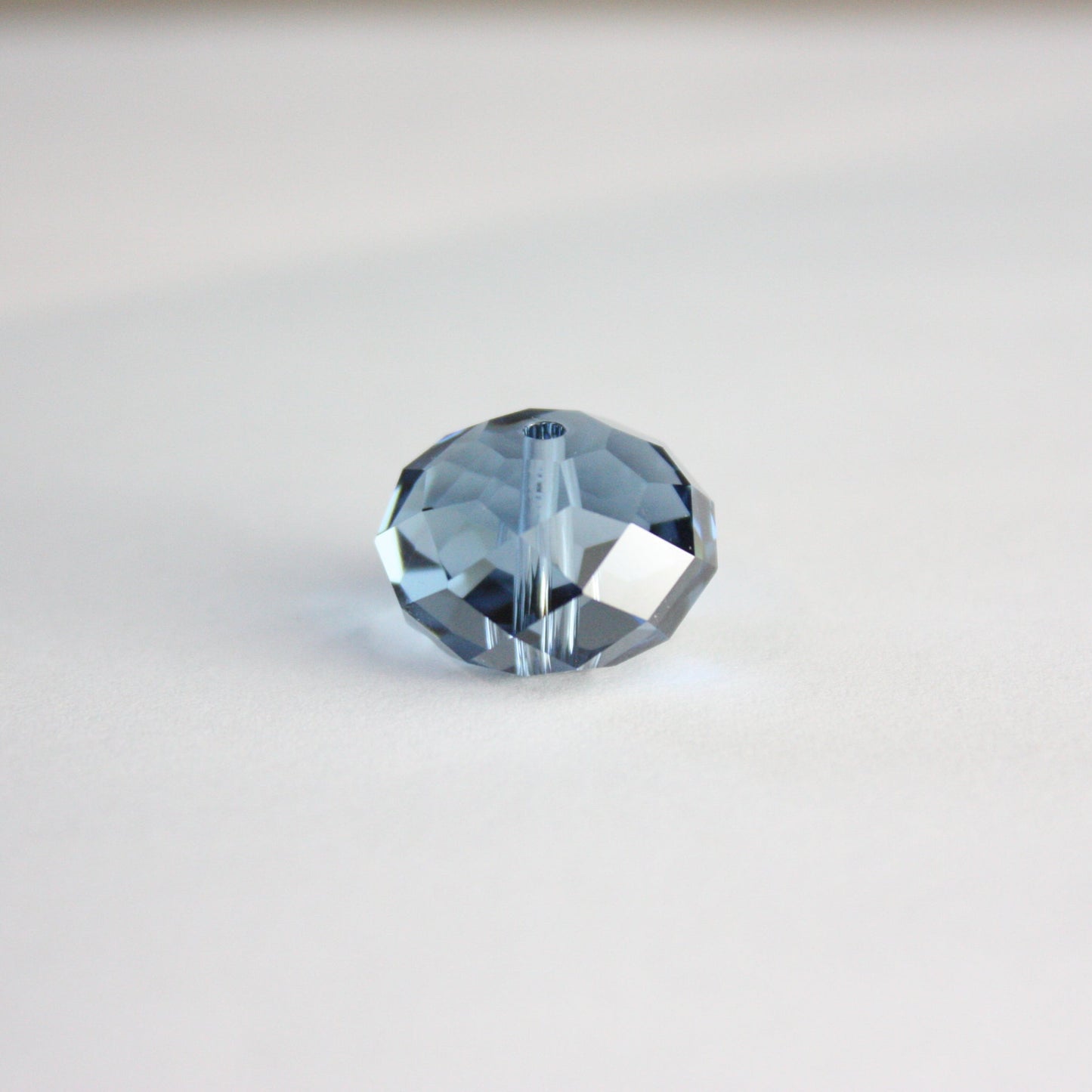 SWAROVSKI STRASS® <BR> 18mm Colored Briolette Bead