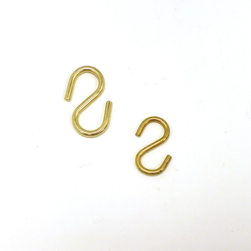 Brass Plated Hooks (2 Sizes)
