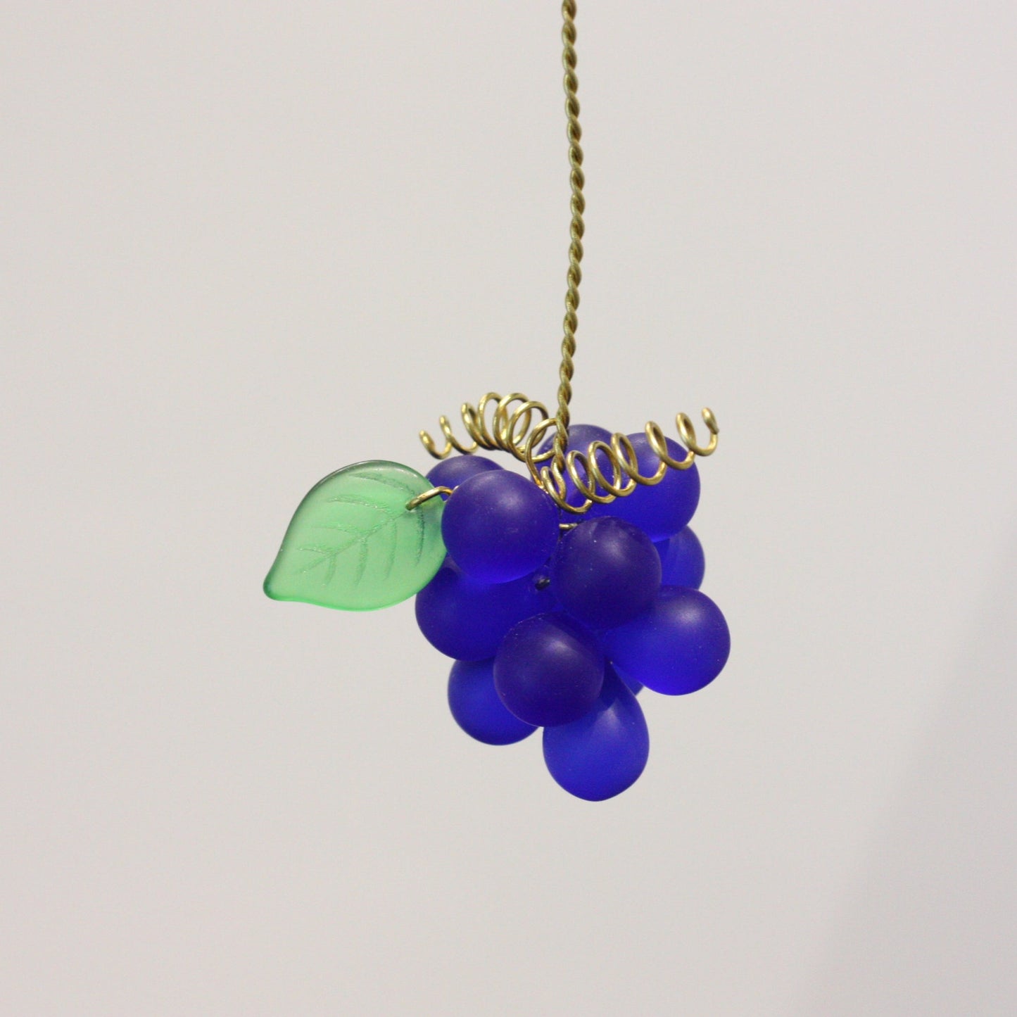 14mm Colored Czech 13-Grape Clusters w/ One Leaf