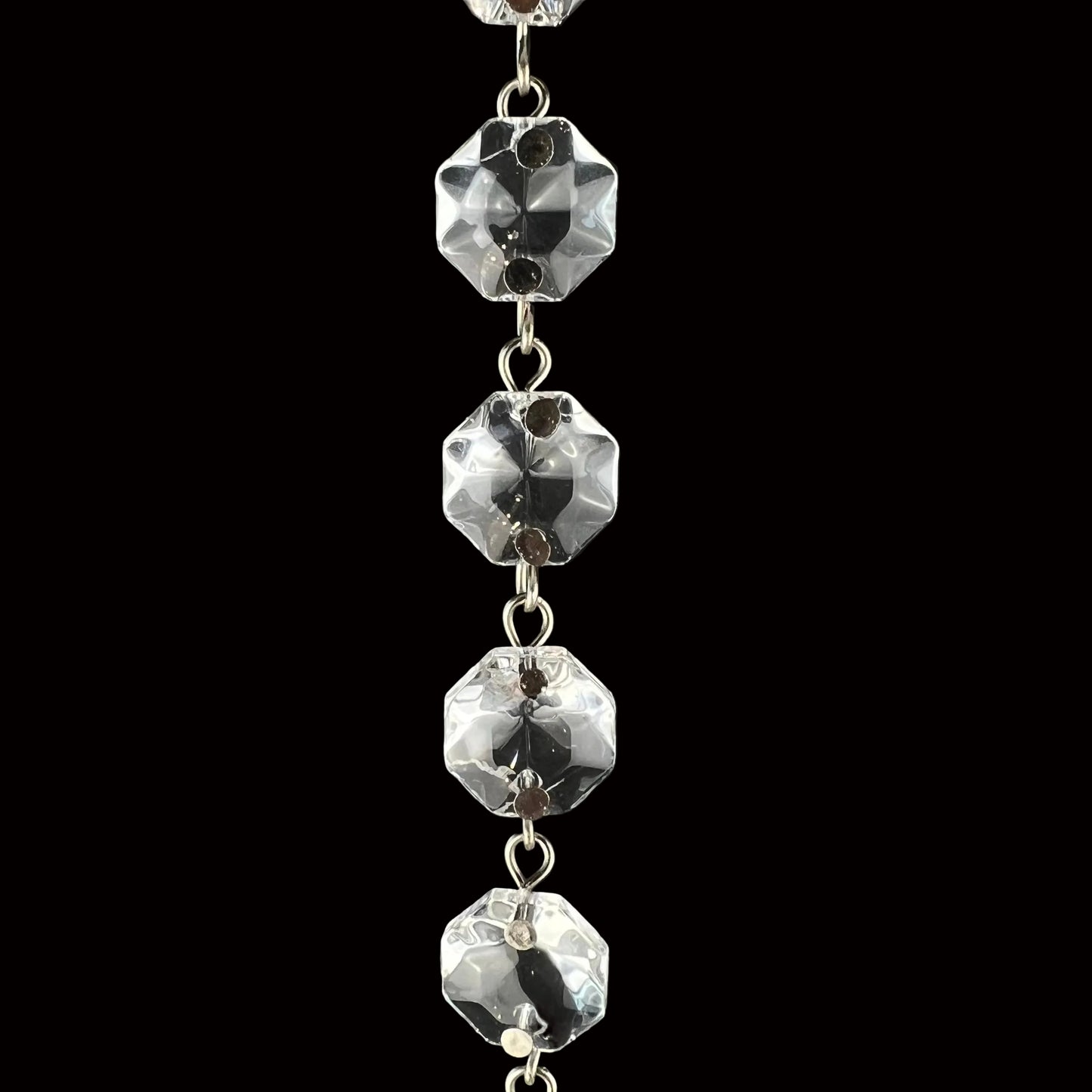 39" Clear Pressed Glass Uniform Octagon Chain