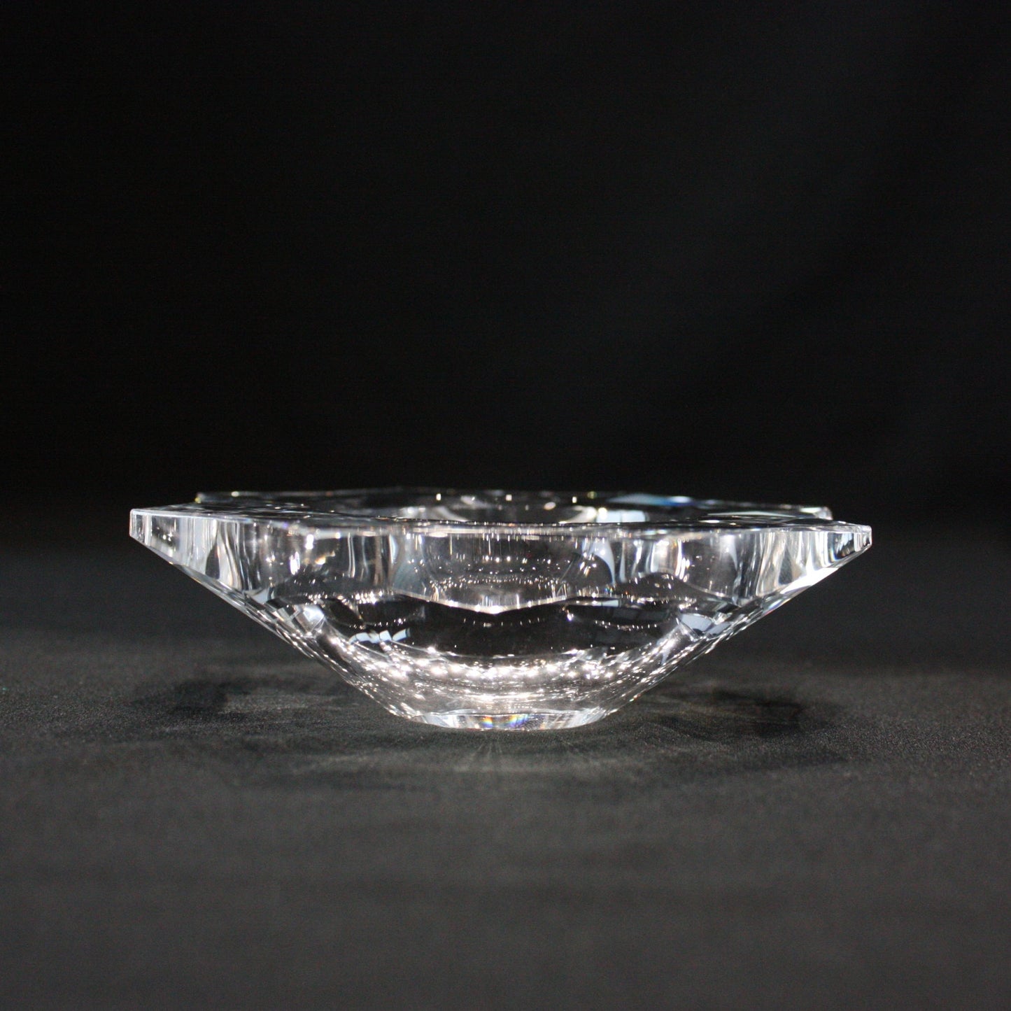 4" 8-Sided Scalloped Bobeche<br>No pin