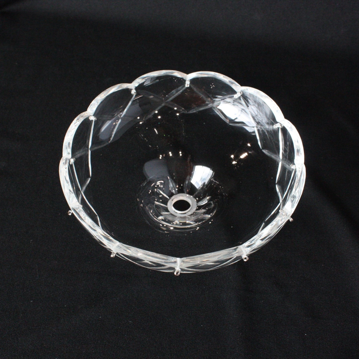 Criss-Cross Czech Crystal Body Dish