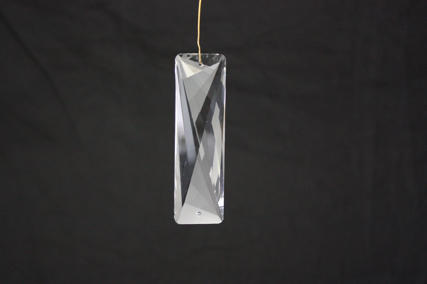 4" Geometric Crystal Faceted 2-Hole Baguette