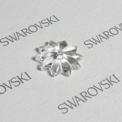 SWAROVSKI STRASS®<br>15mm Star w/ Center Hole (No Logo)
