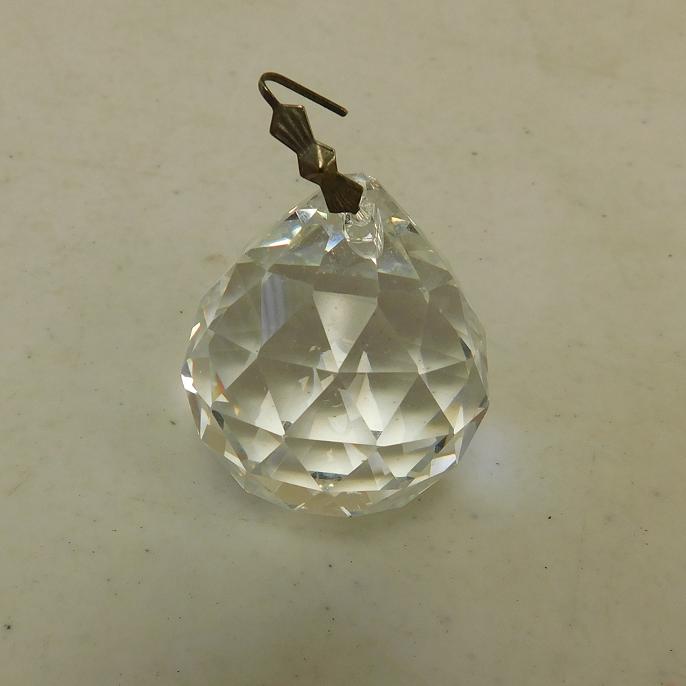 40mm Clear Faceted Ball w/ Bow Tie Hanger (Blemished)