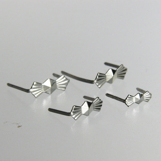 Chrome Bow Tie Hangers <br>(25/pack)