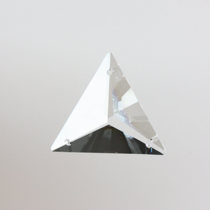 SWAROVSKI STRASS®<br>30mm Crystal 3-Hole Triangle Prism