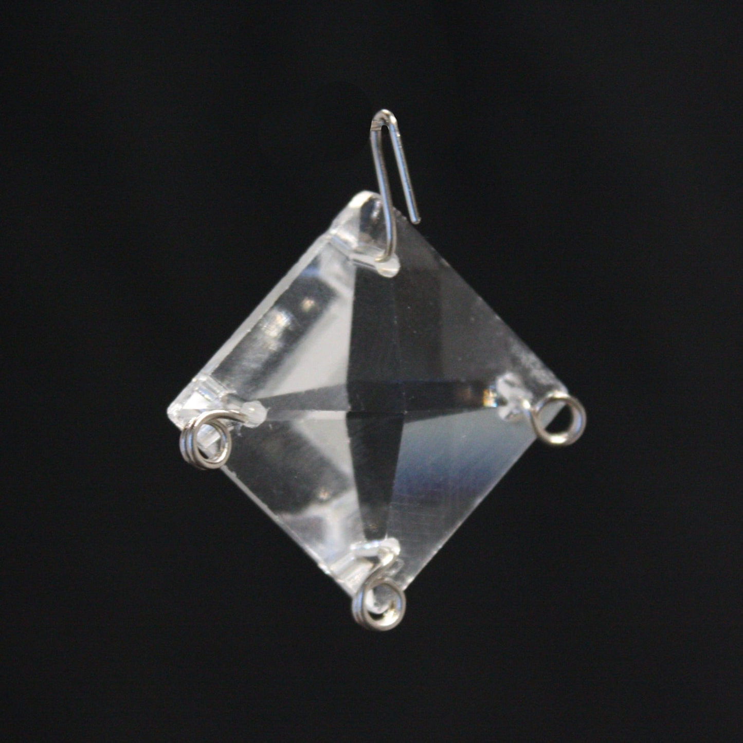 22mm 4-Hole Square w/ Pins
